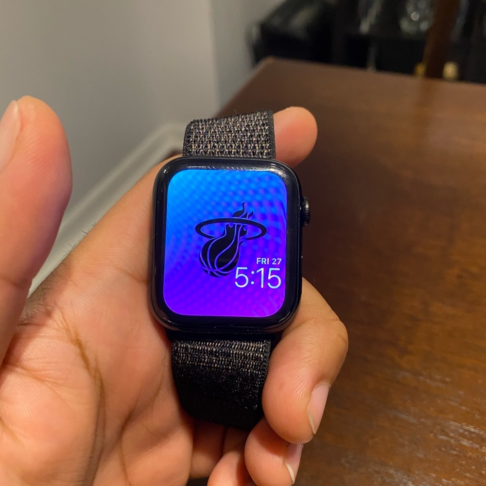 Apple Watch 4 stainless steel 44mm